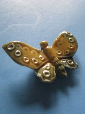 Butterfly Wade Red Rose Tea Figure Whimsie Animal